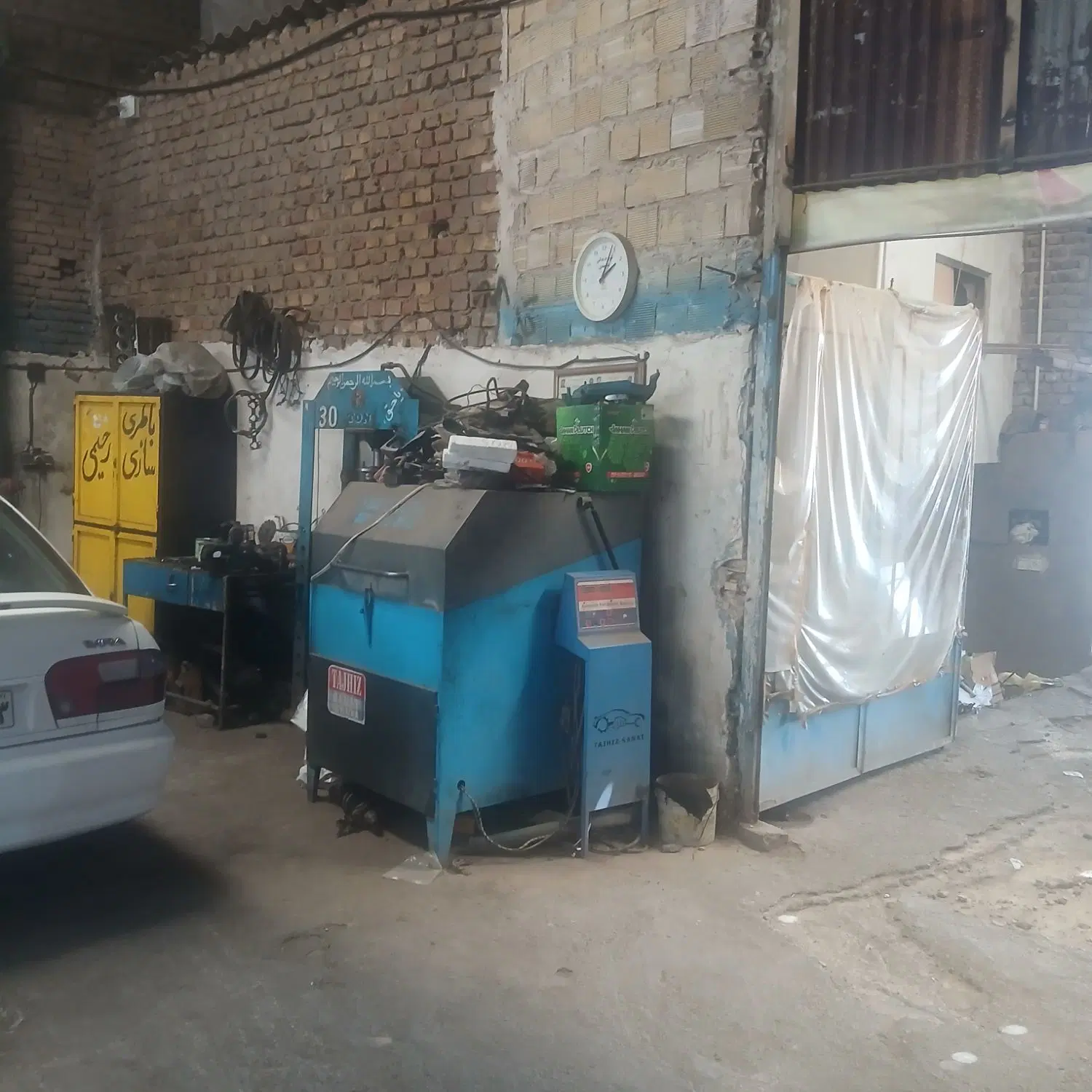 گاراژ دربست متراژ270