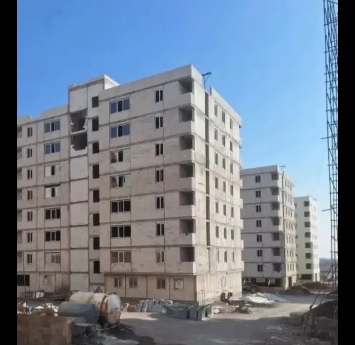 امتیازمسکن  فروشی در فازصفر وفاز۷ پرند
