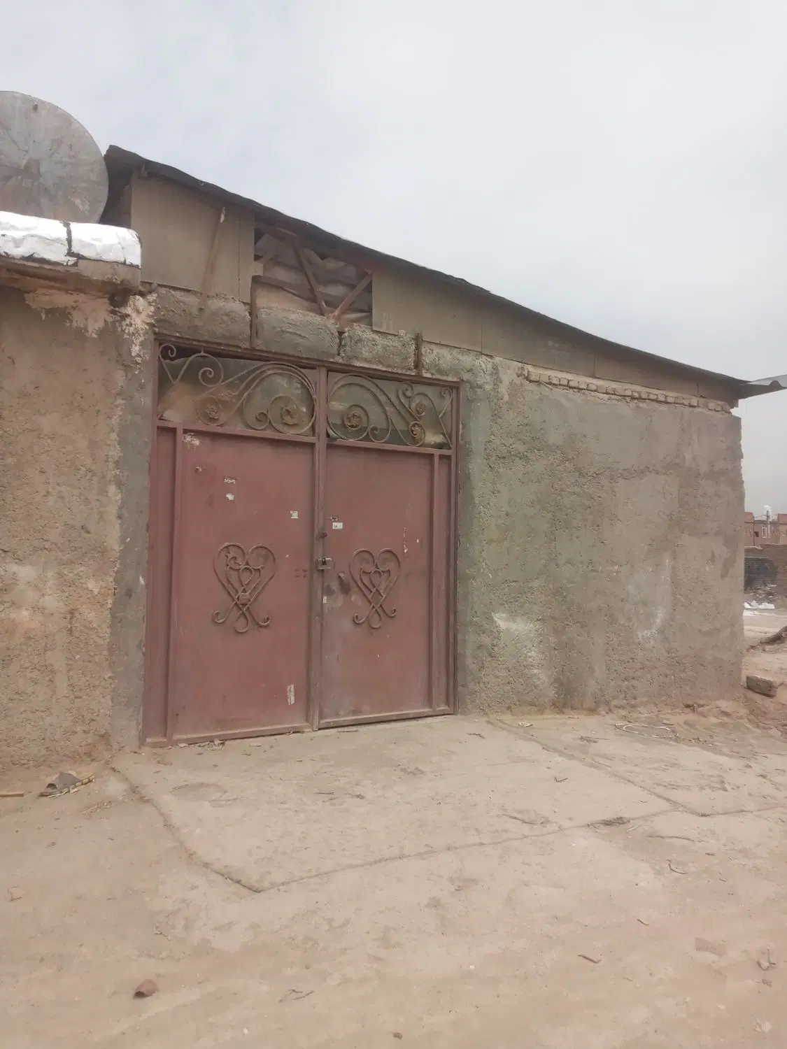 کارگاه مغازه مرتضی گرد ملکیت فرهمند