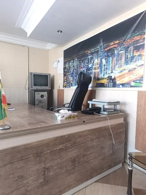 اجاره ای همکف ۱۲۵ متری