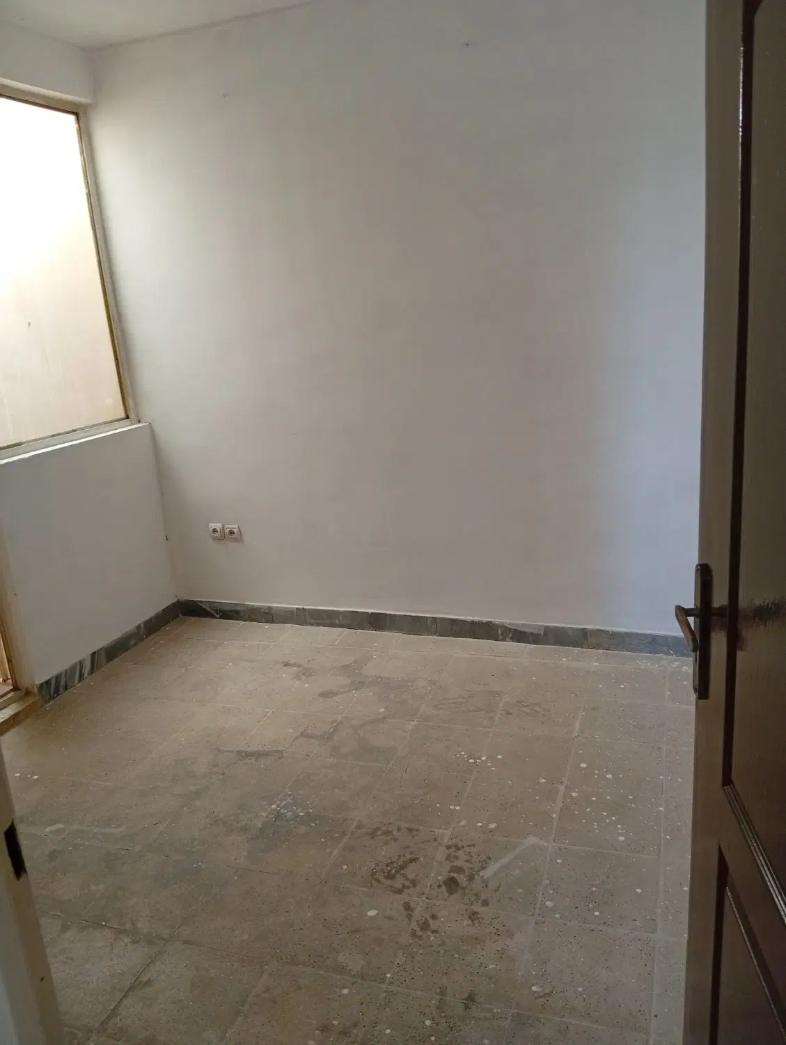خانه نقلی روبروی فاز2 بلوار راغب