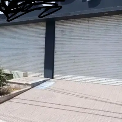 مغازه ۴۰ متر دو دهنه