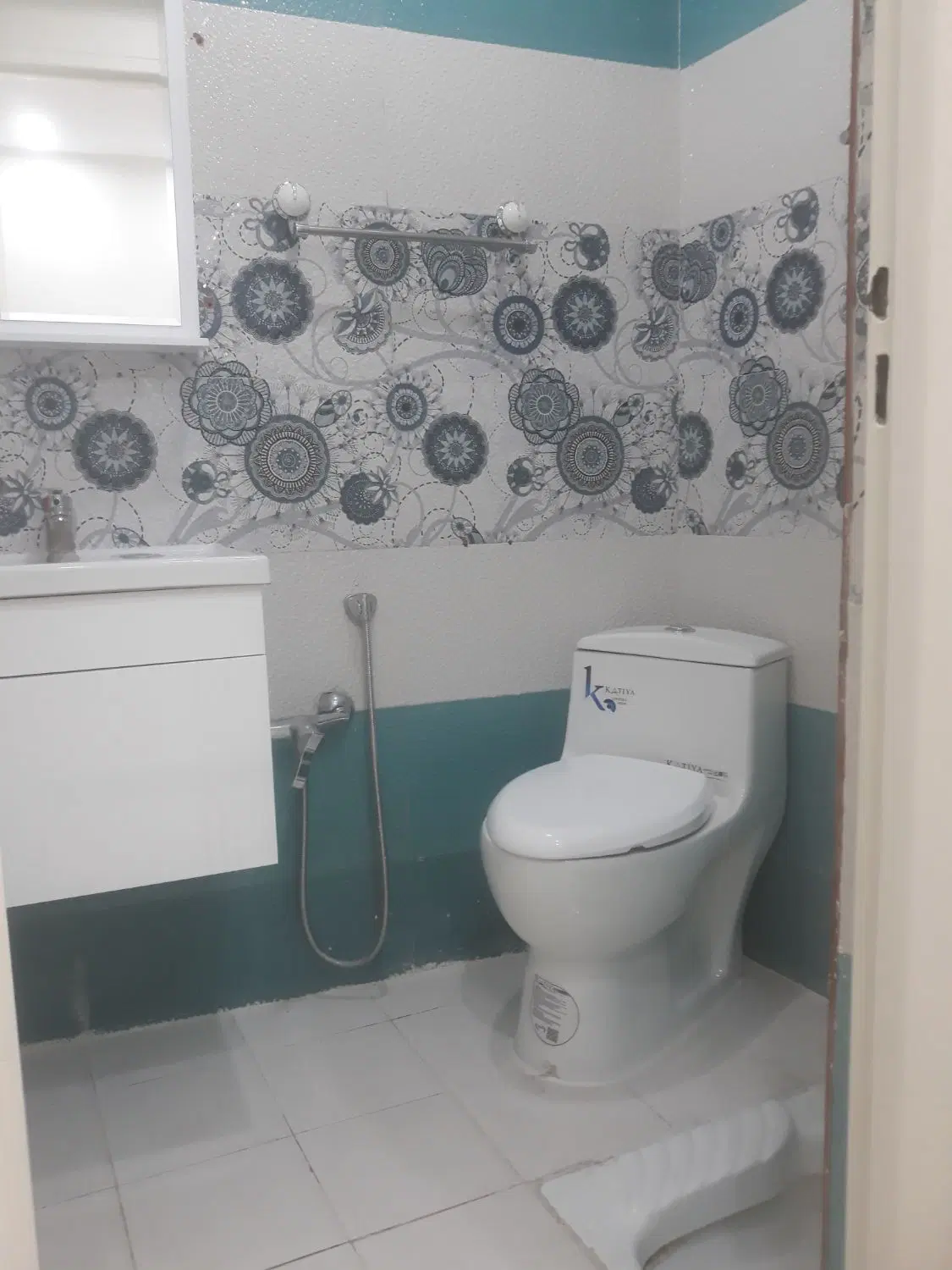 ۶۰ متر نارمک جنوبی خیابان گلدار