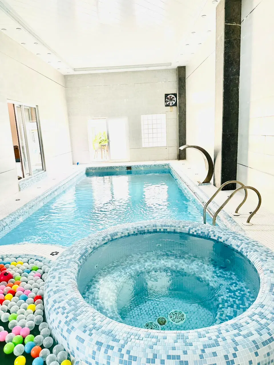 اجاره ی ویلای استخر دار بدون واسطه