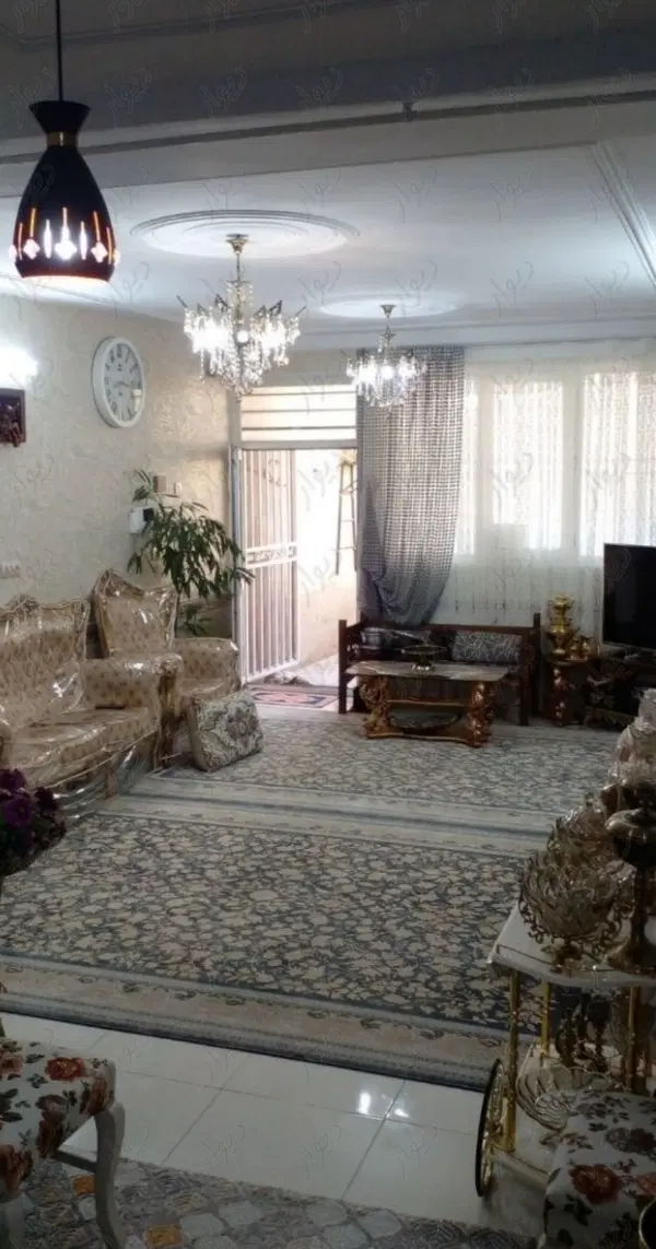 خانه خیابان ظفری
