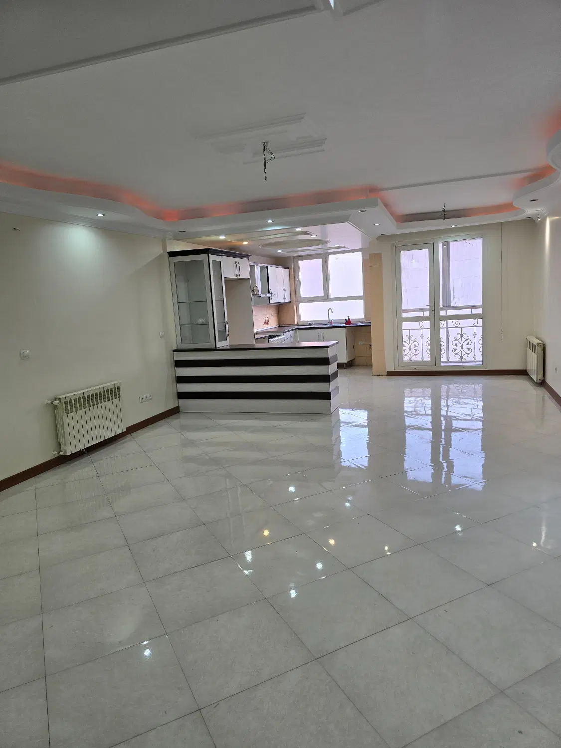 میدان نامجو.کاوه غربی 108 متر تکواحدی