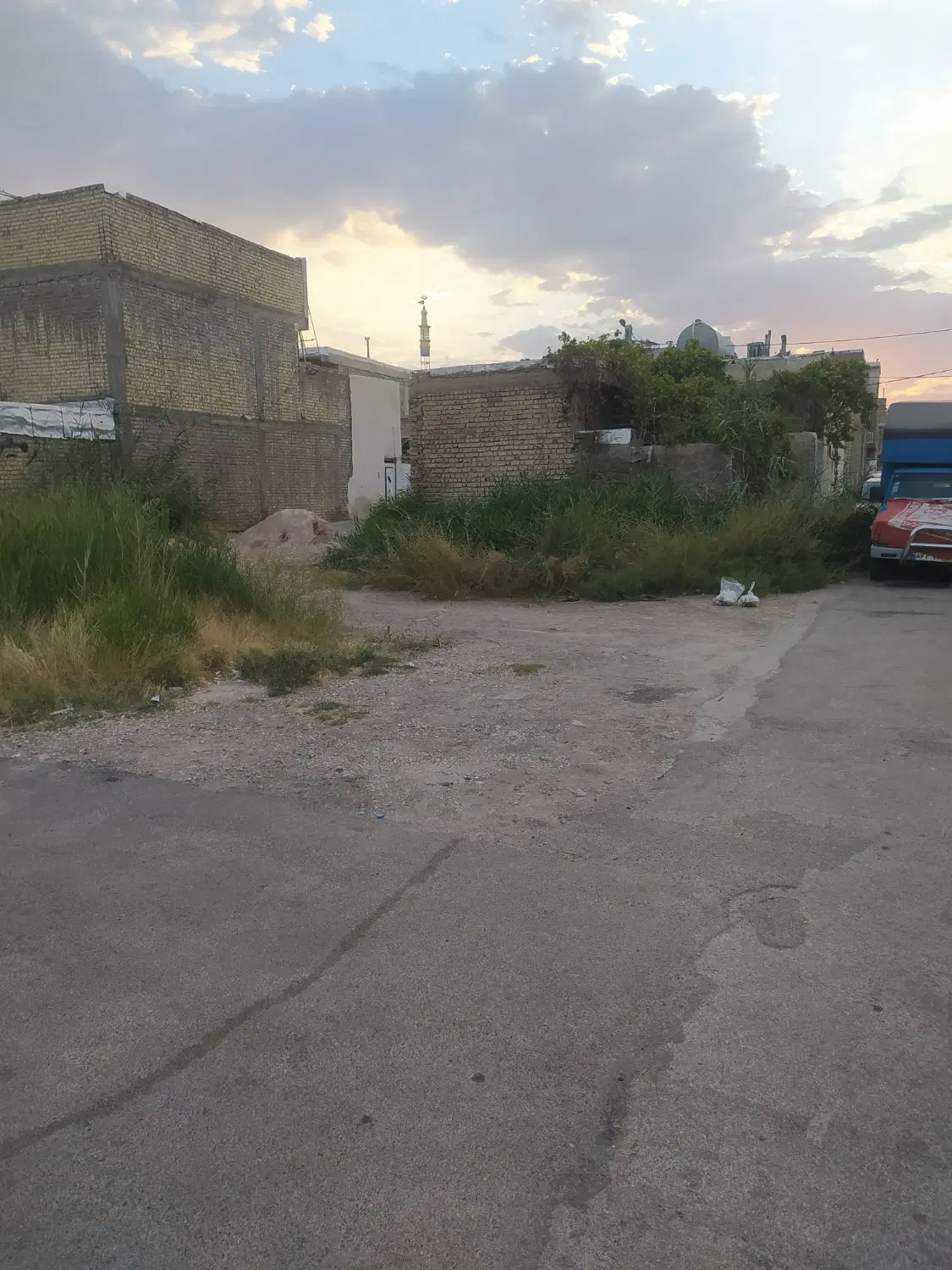 زمین مسکونی مجوز دار