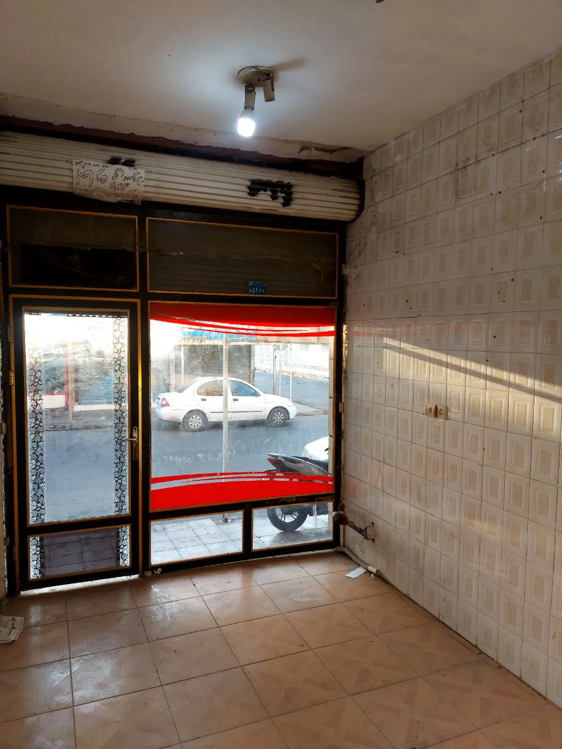 اجاره مغازه ۱۳ متر خیابان بهشتی