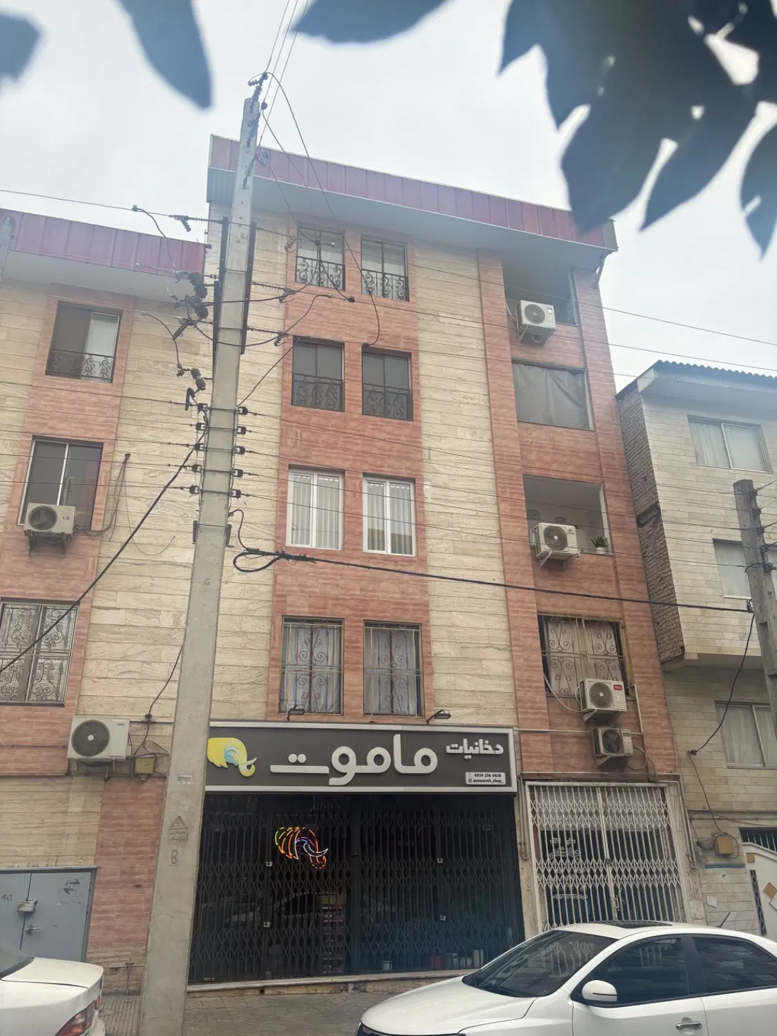 آپارتمان گلشهر ابتدای گل آرا بر اصلی خیابان