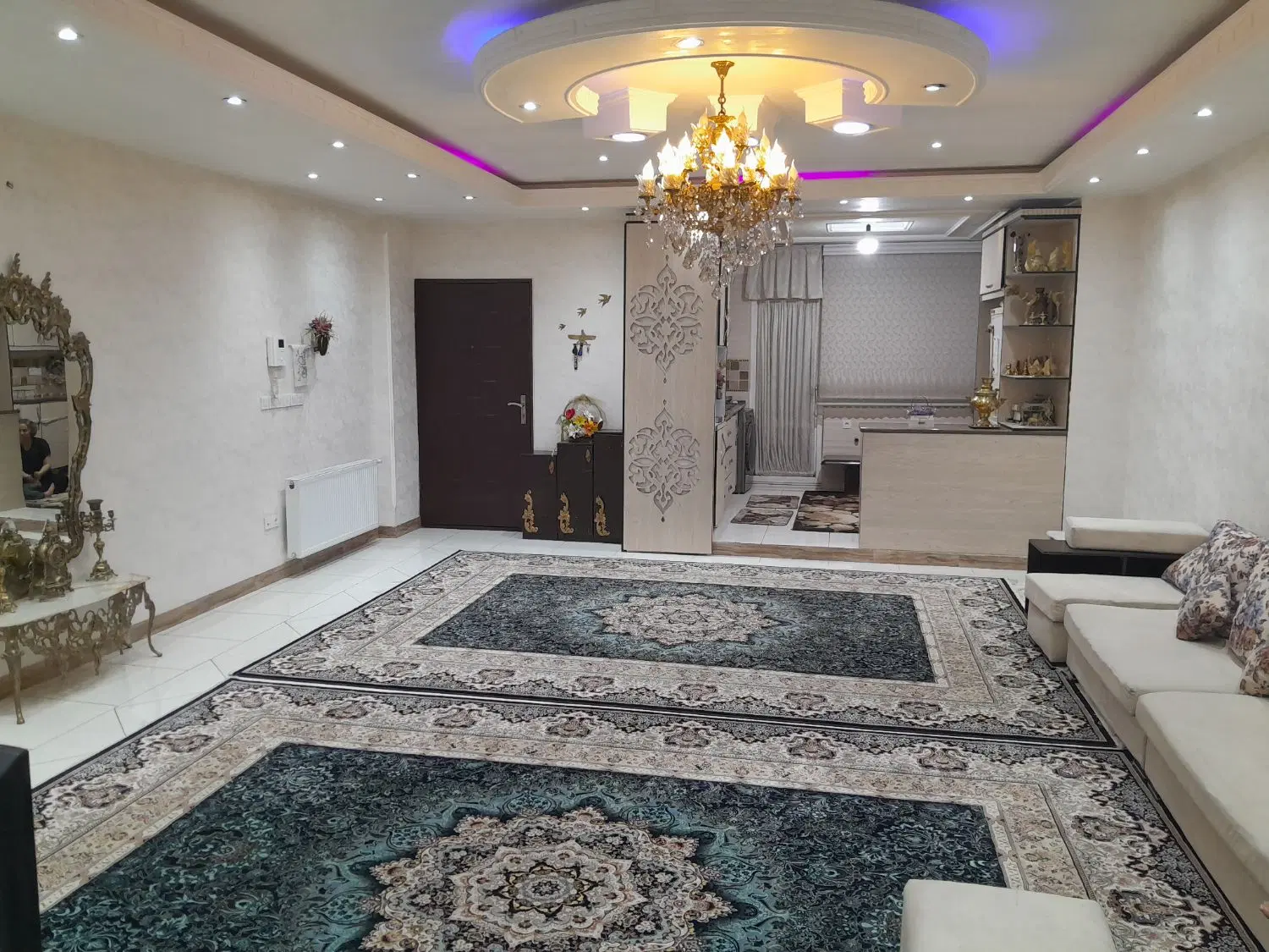 آپارتمان ۱۰۳متری خیابان بهداشت کوچه فجر یک