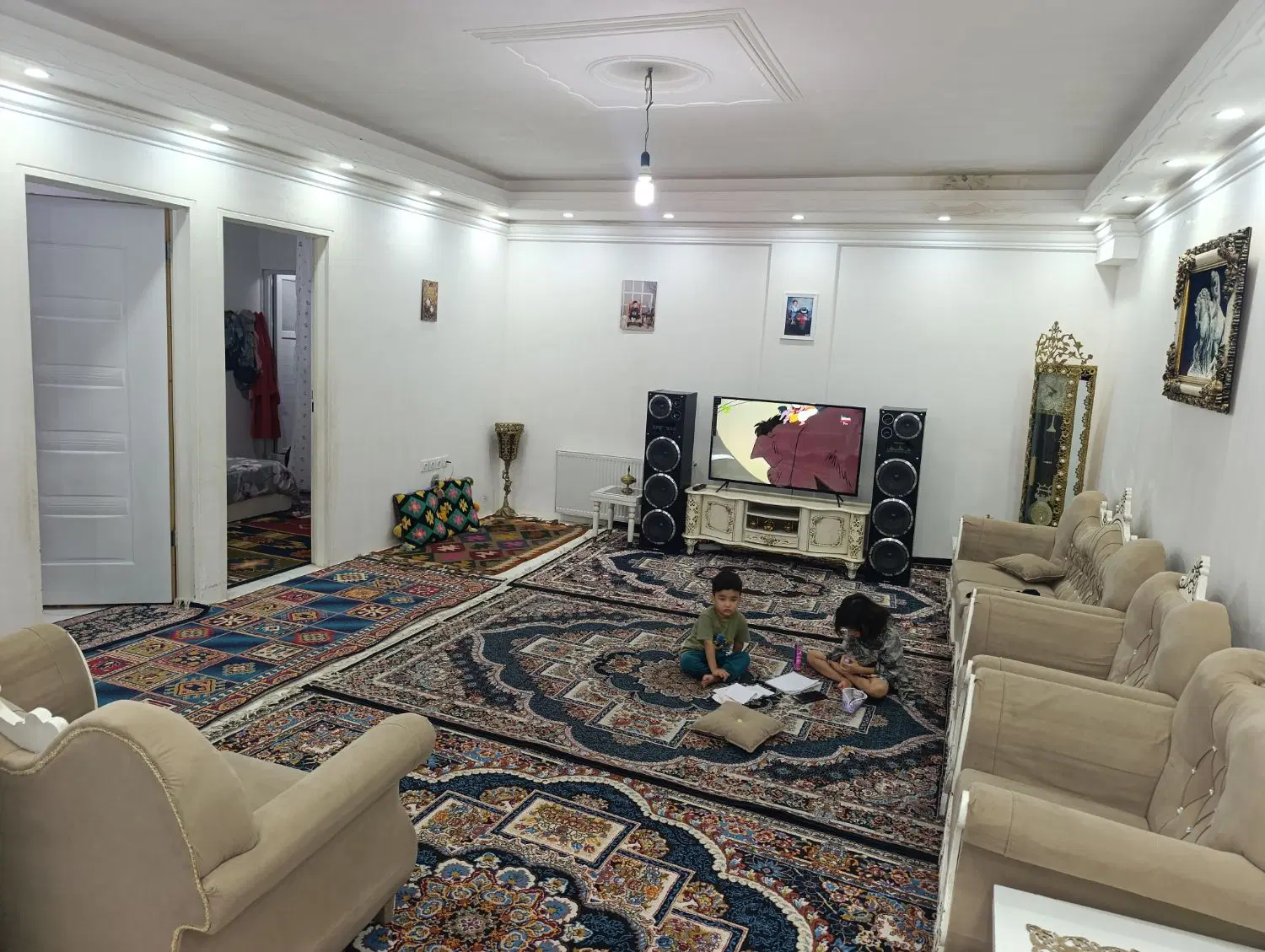 آپارتمان ۹۰متری ۲خوابه همکف راه جدا پارکینگ دار