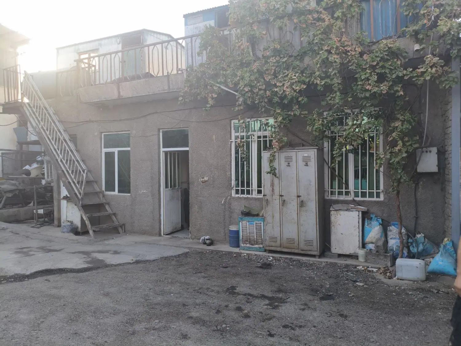 کارخانه