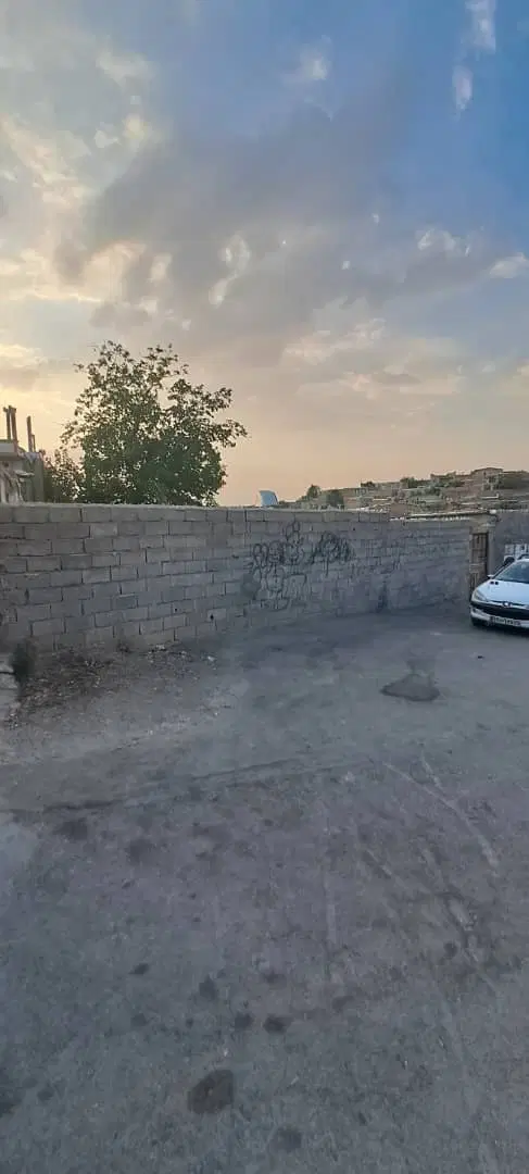 فروش زمین با موقعیت عالی جهت ساخت مسکونی و تجاری