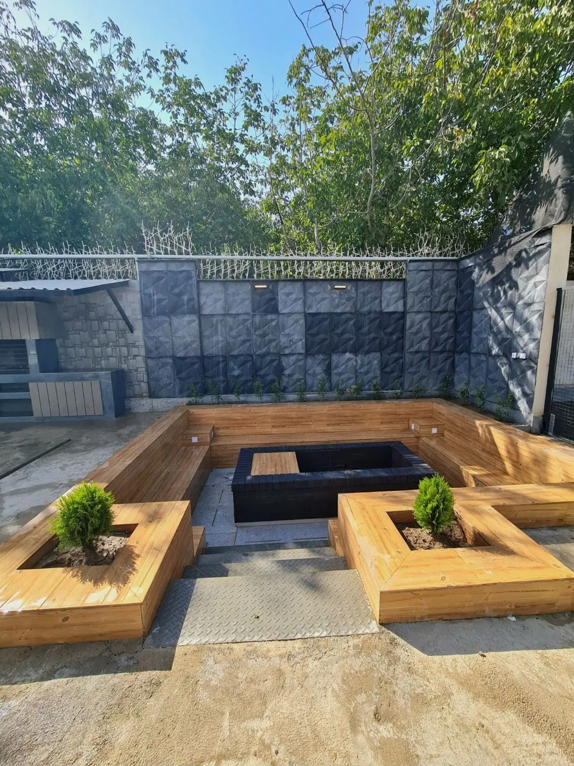 اجاره ویلا استخردار در رشت فول امکانات