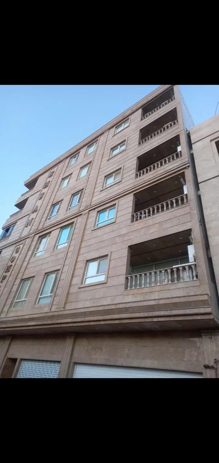 فروش واحد ۱۲۰ متری