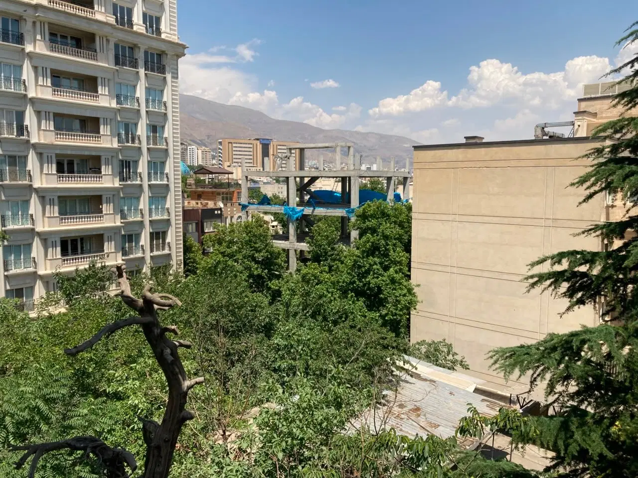 ۱۱۰متر ۲خواب با مشاعات هتلینگ