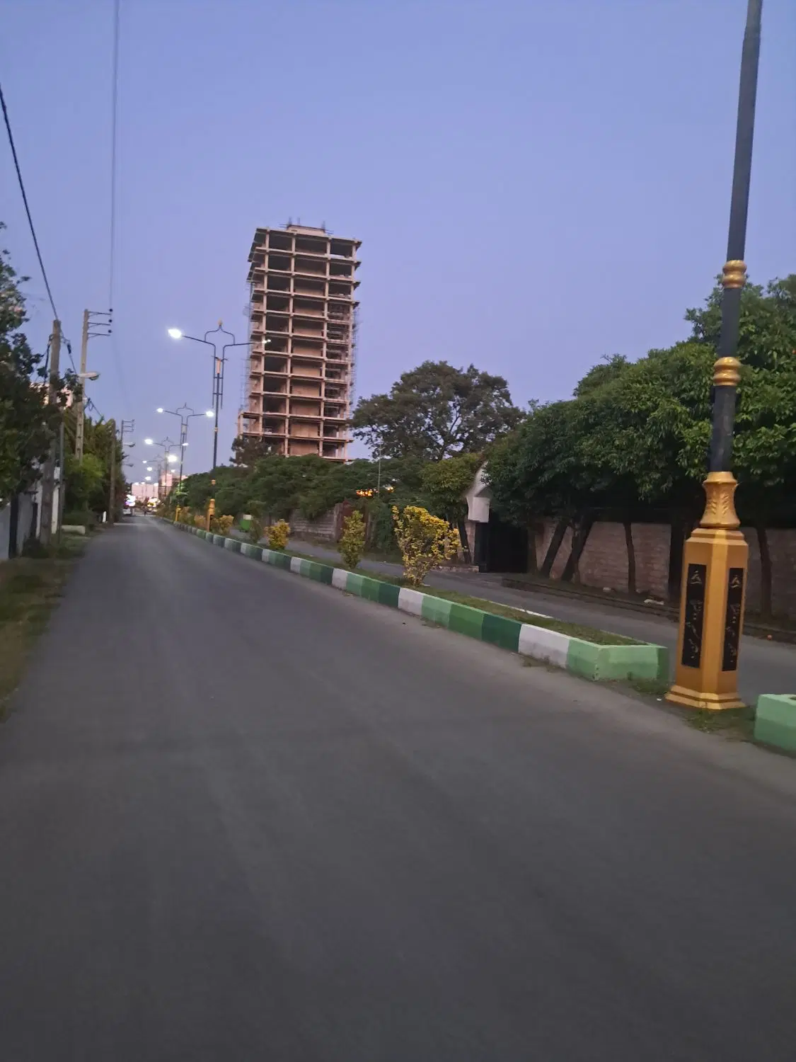 زمین دریا گوشه