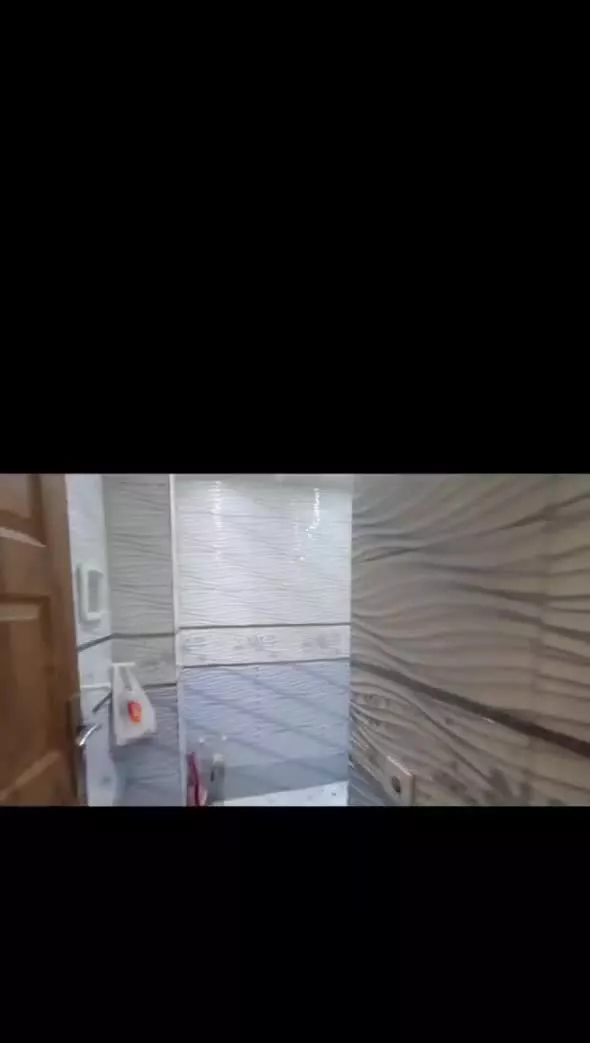 فروش واحددرخیابان قبادی کوچه بنفشه 10