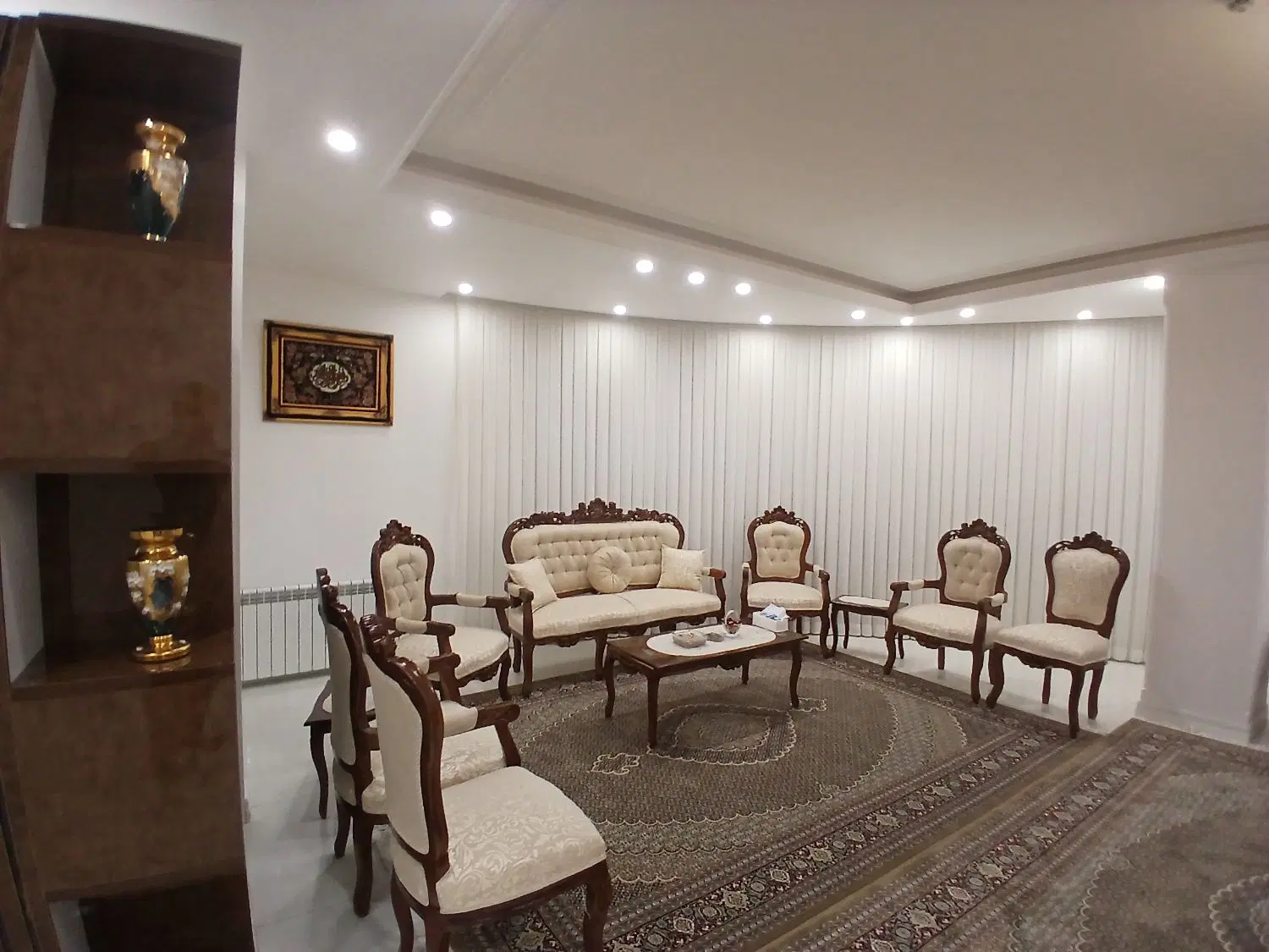 آپارتمان تک واحدی ۱۲۰ متری