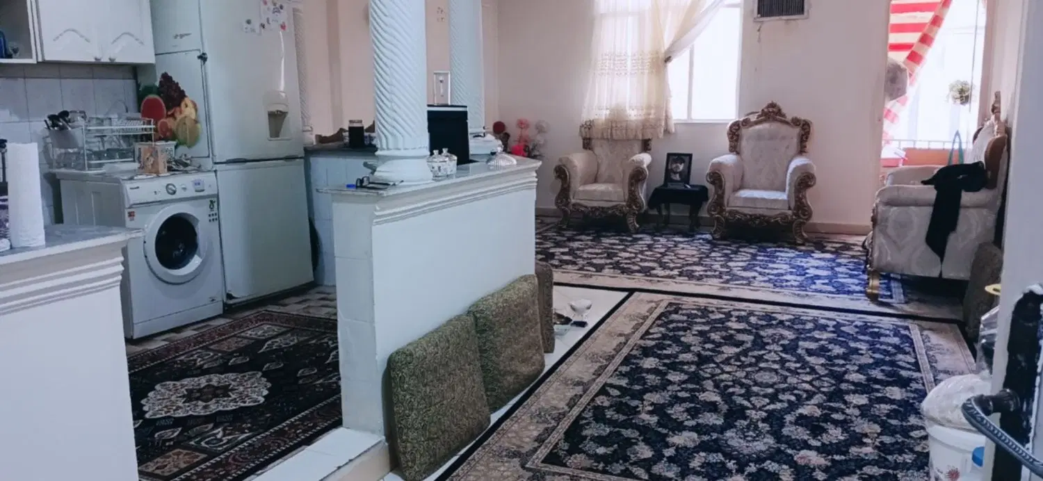 واحد ۶۵ متری طبقه سوم