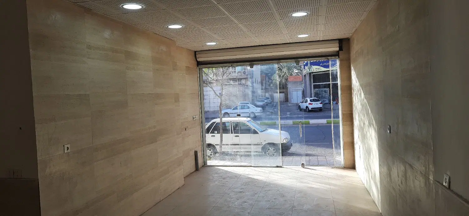 ۲۰۰ متر ملک مسکونی تجاری