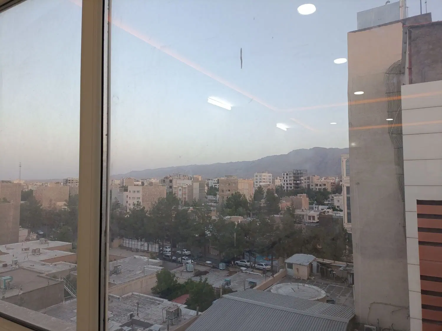 آپارتمان ۱۰۵ متر .انتها معلم