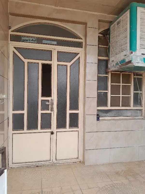 خانه طبقه دوم و دو  خوابه