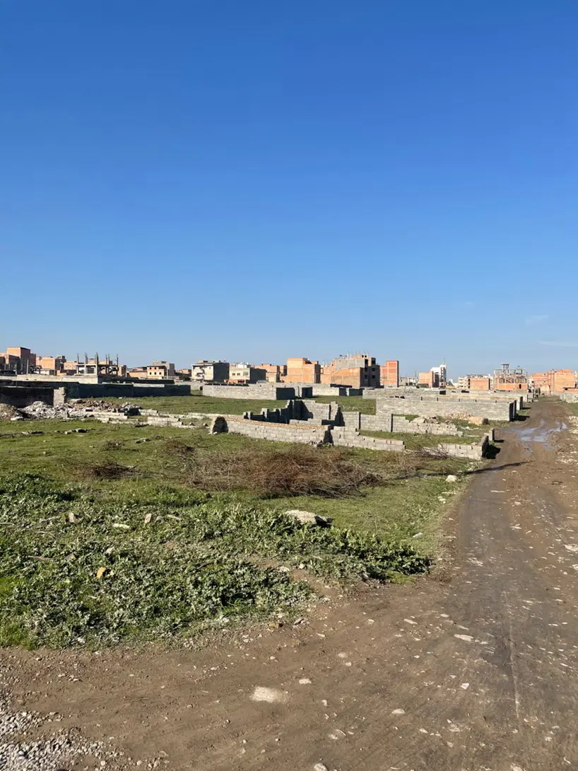 زمین ۹۵ متر سند دار کوی طبیعت