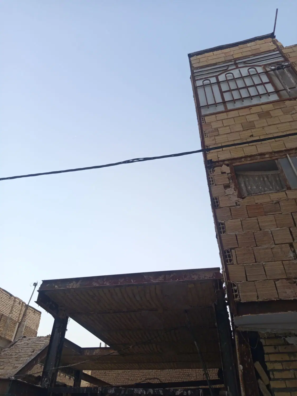 هوایی  طبقه +3و4درطبرسی شمالی