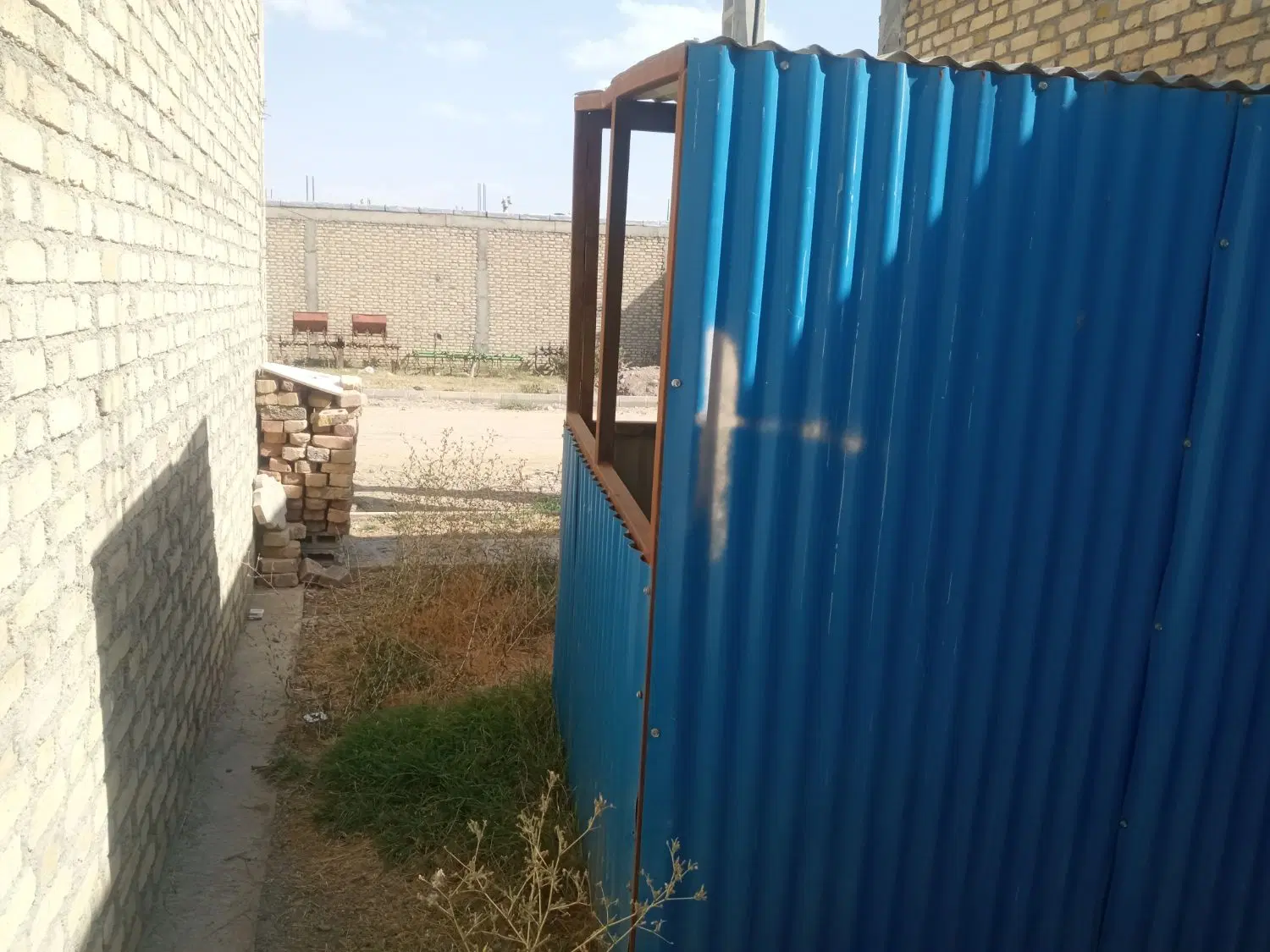 دکه فروشگاه مغازه سیگار