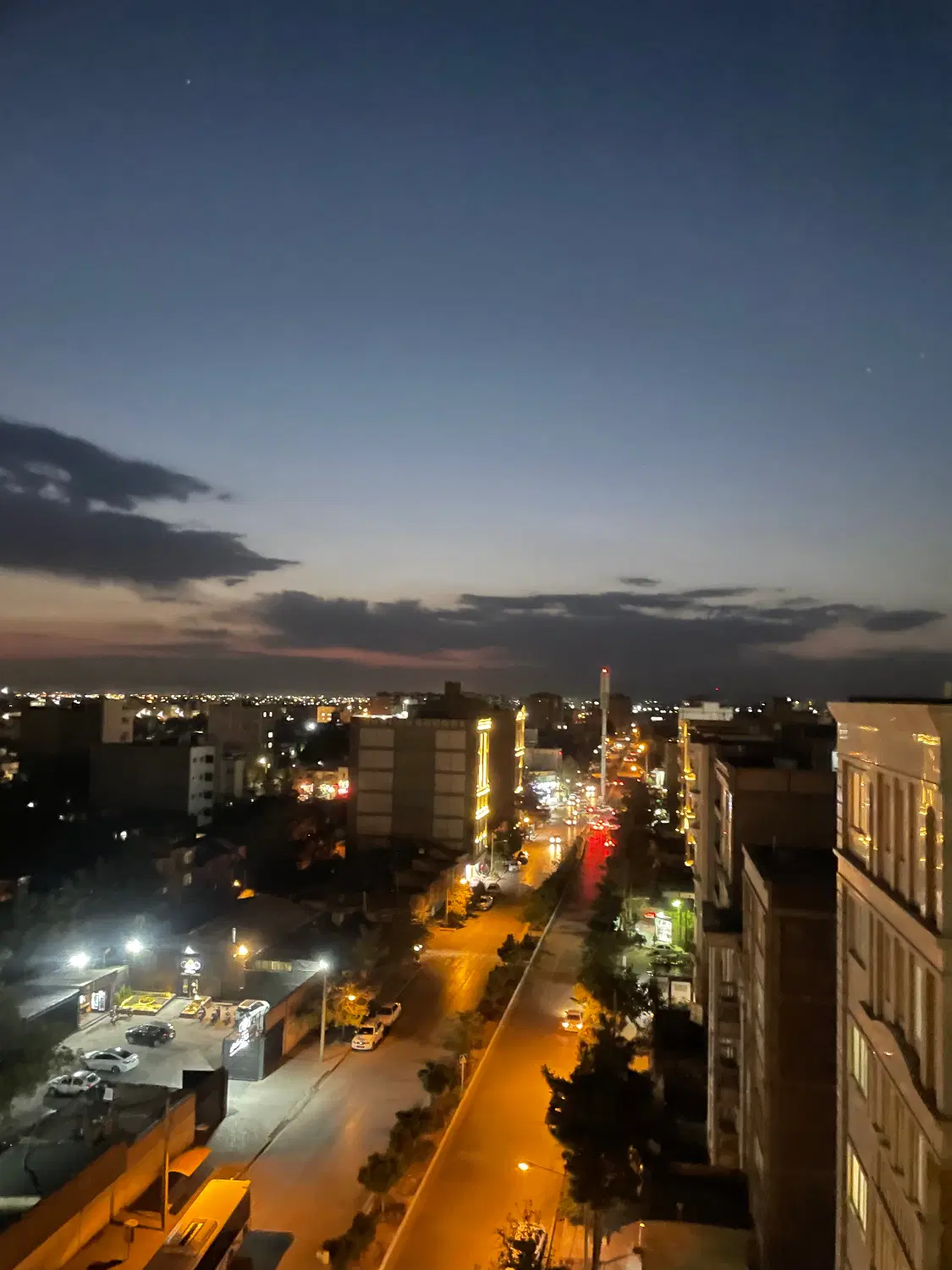۲۱۰متر زمین با پروانه آماده جهت ساخت (معلم)