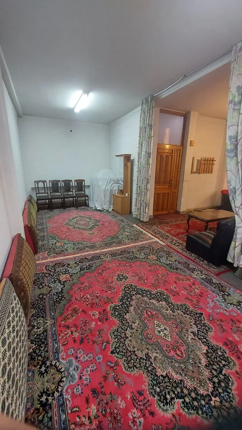 ۱۱۵ متر دو خواب امیر مازندرانی(خیام) طبقه اول