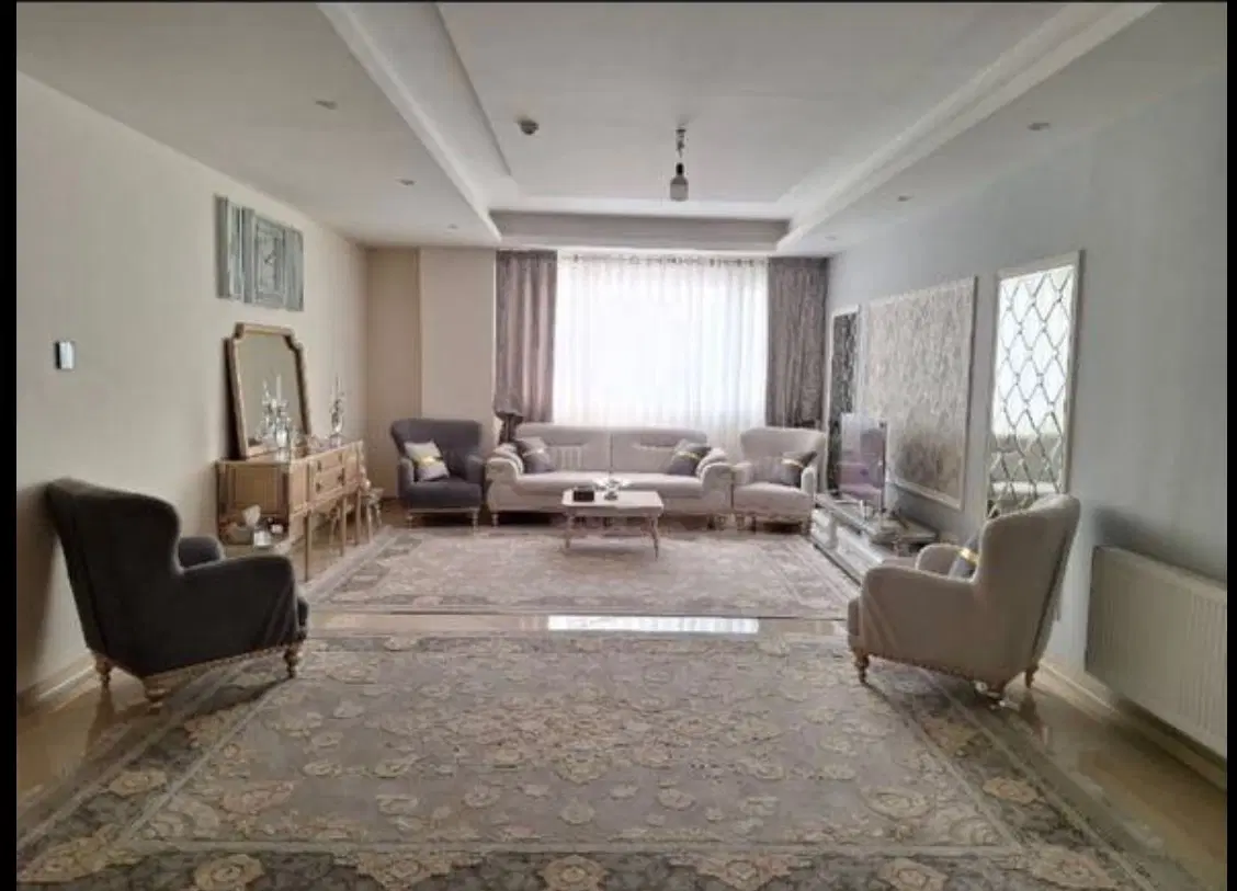 ۱۰۲مترفروشی