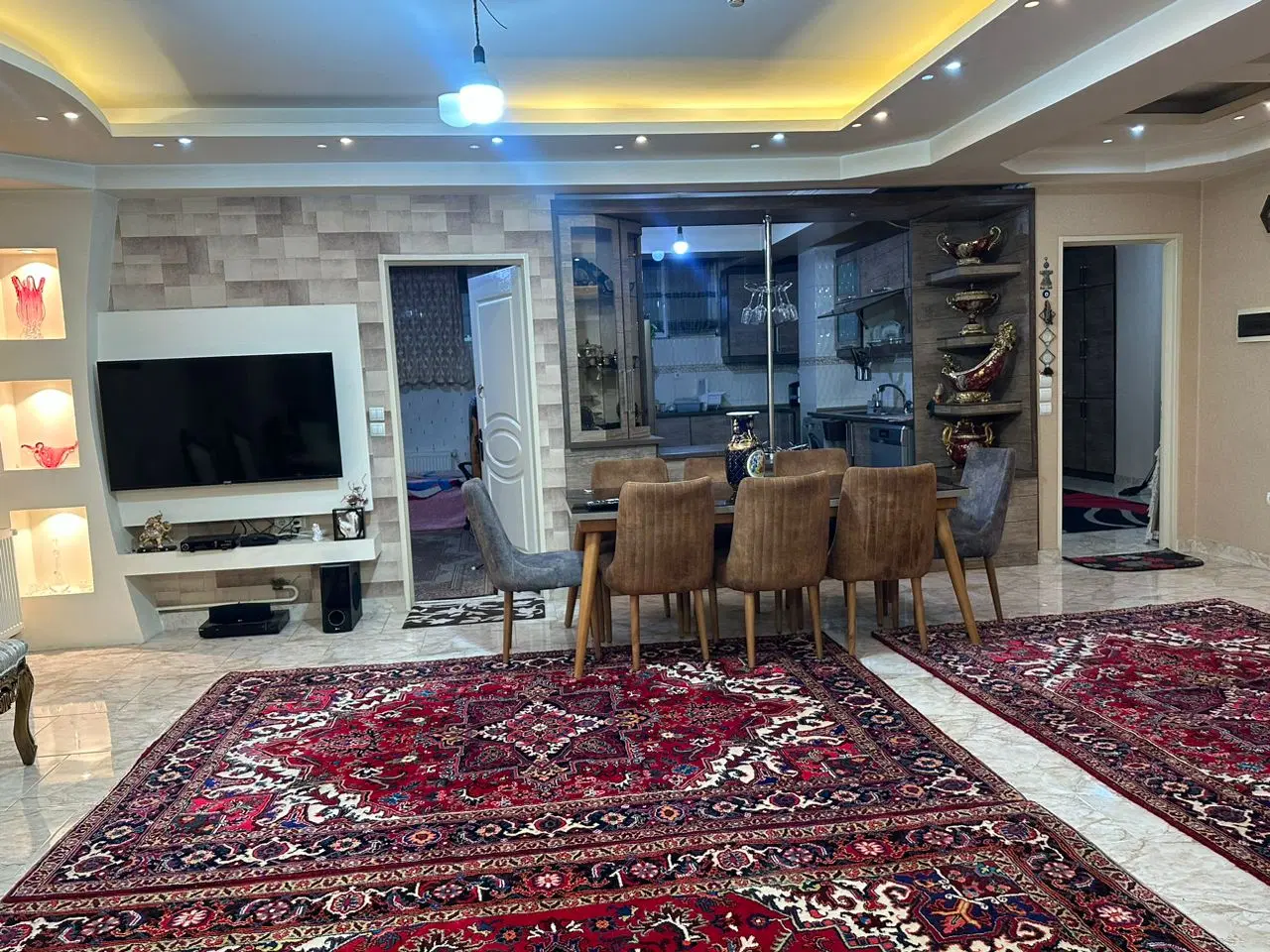 آپارتمان شخصی ساز جنوبی باکری گلباران