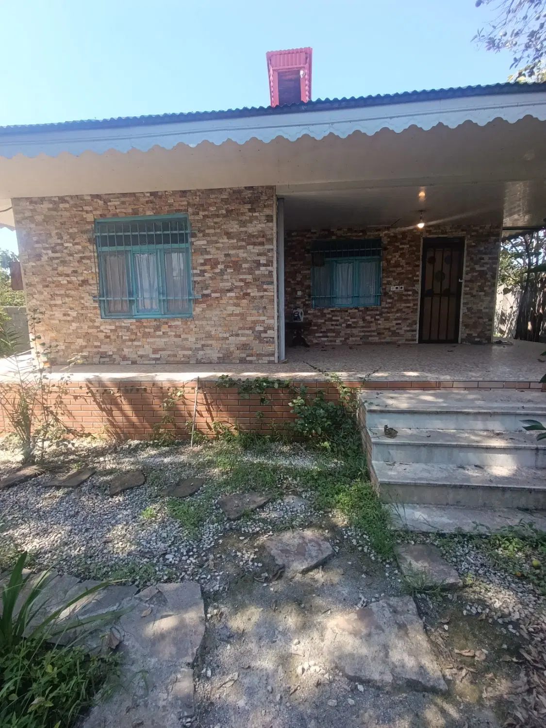 ویلای ۹۰۰متری روستایی کنار رودخانه