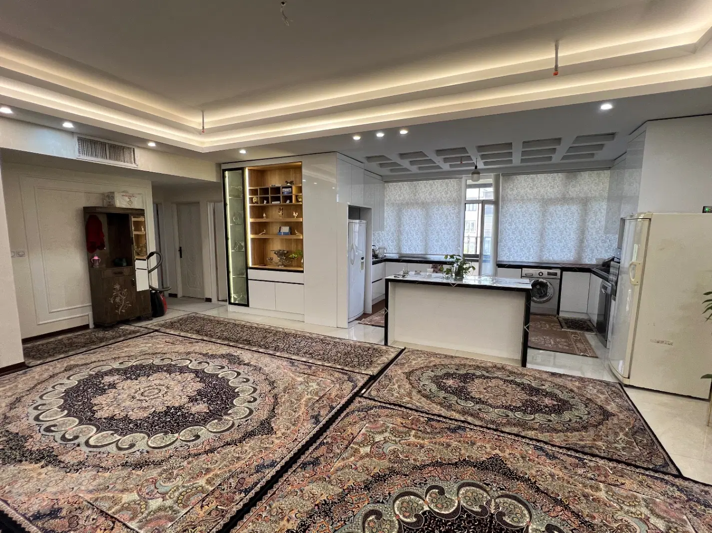 اپارتمان ۱۴۵متری ۳خوابه خوش نقشه خانی ابادنو
