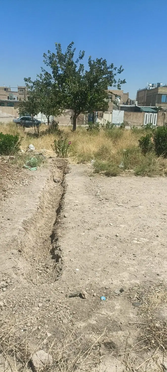 زمین 150متری
