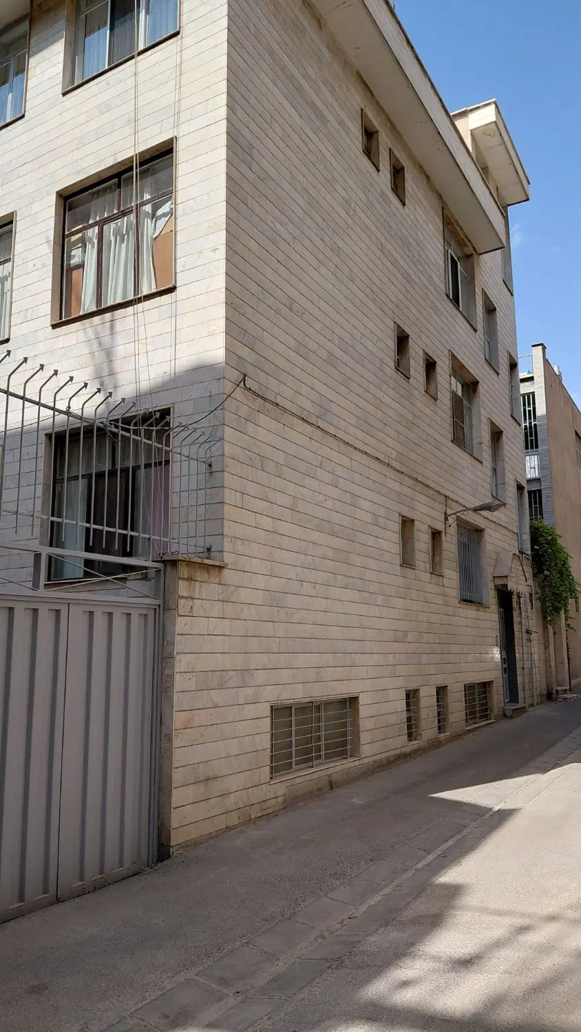 آپارتمان ۱۰۰ متری تکواحدی دروازه شمیران