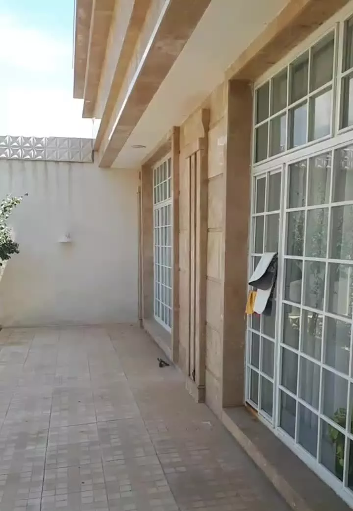 منزل ویلایی بزرگ