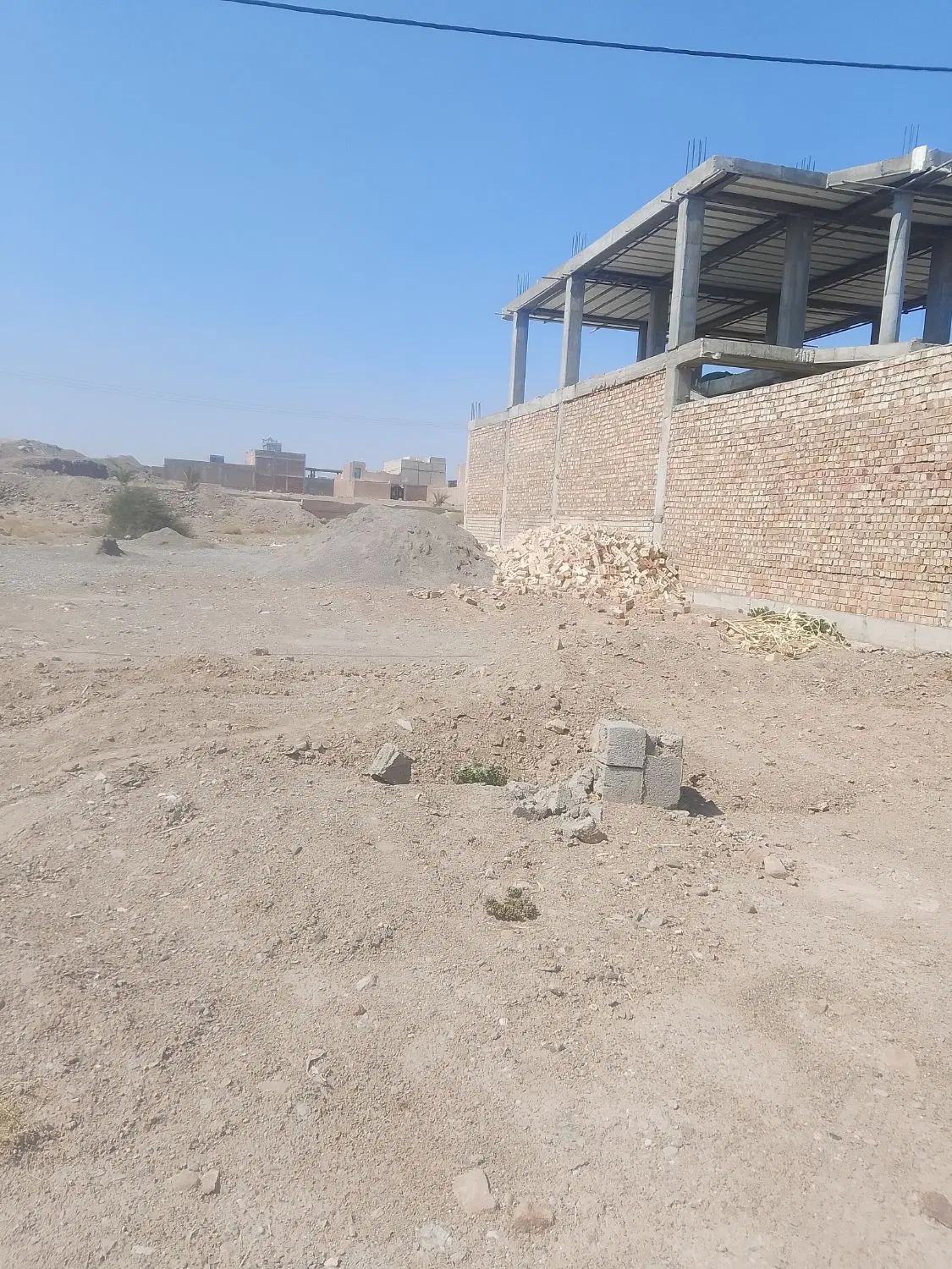 یه قطعه زمین