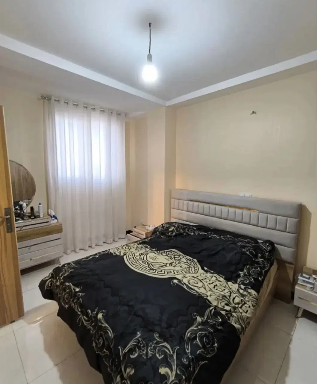 همخونه هم خانه