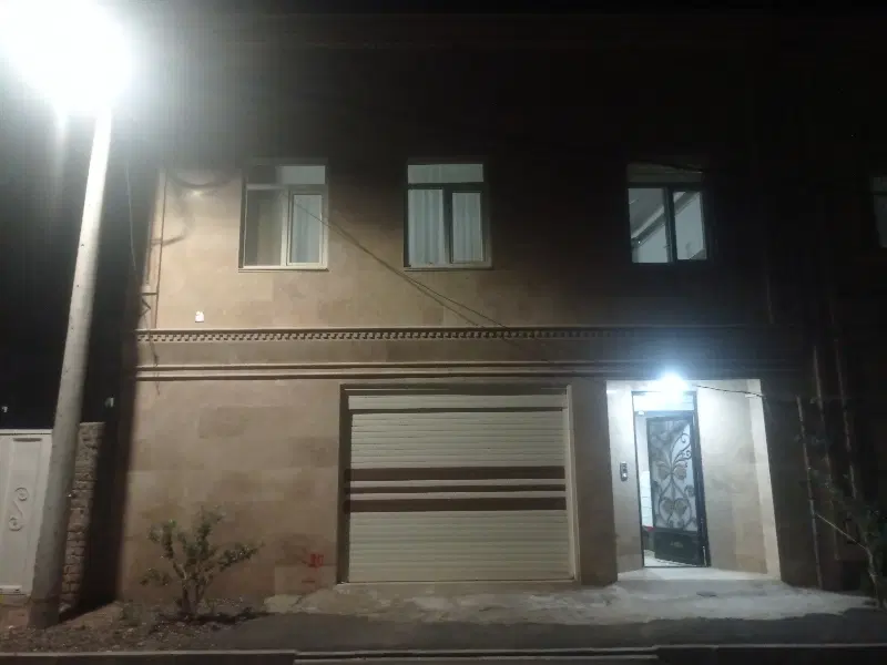 فروش ویلایی 170 متری رو به روی پارک فدک