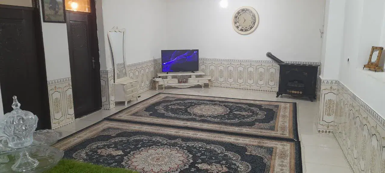 خانه دو طبقه ۱۰۰متری باغ ابریشم