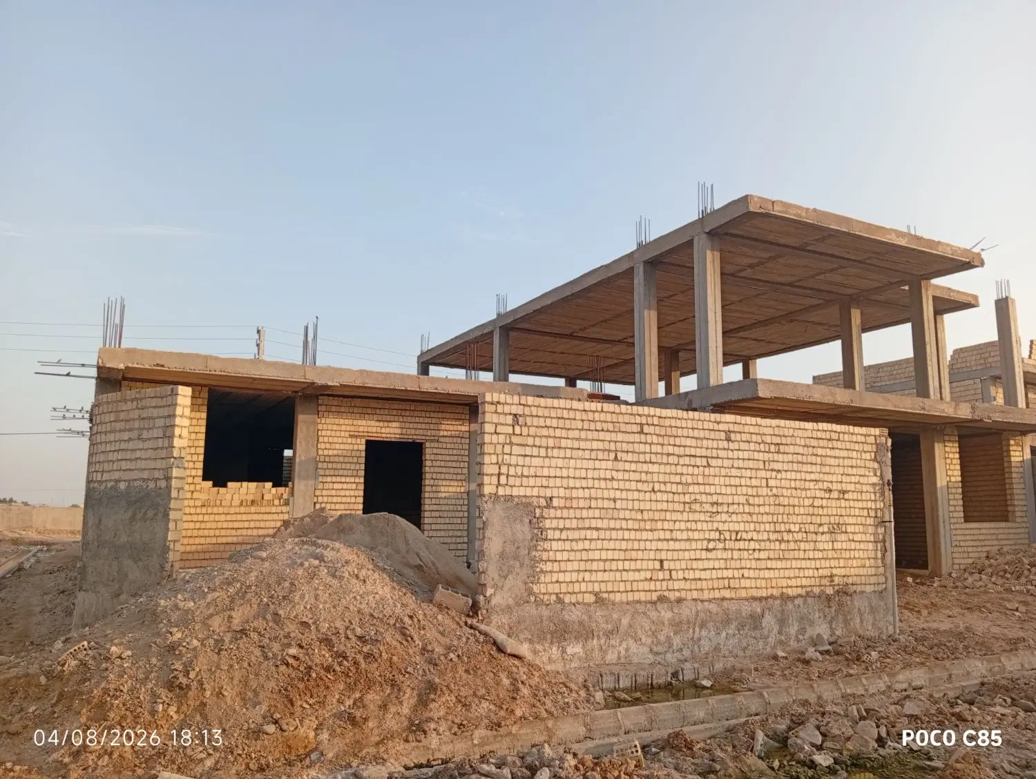 خانه ویلایی نیمه کارسرنبش