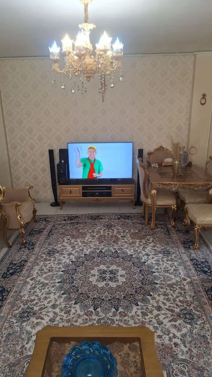 ۷۵ متری طبقه اول _ باز سازی_ دونبش