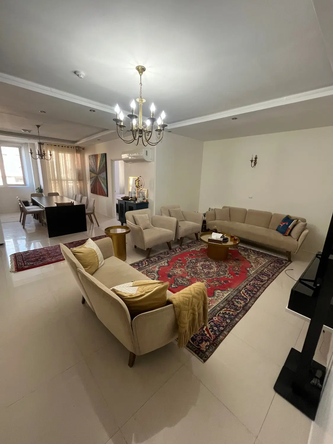 پونک ۶۱ متر دوخواب فول امکانات سرتاسر پنجره