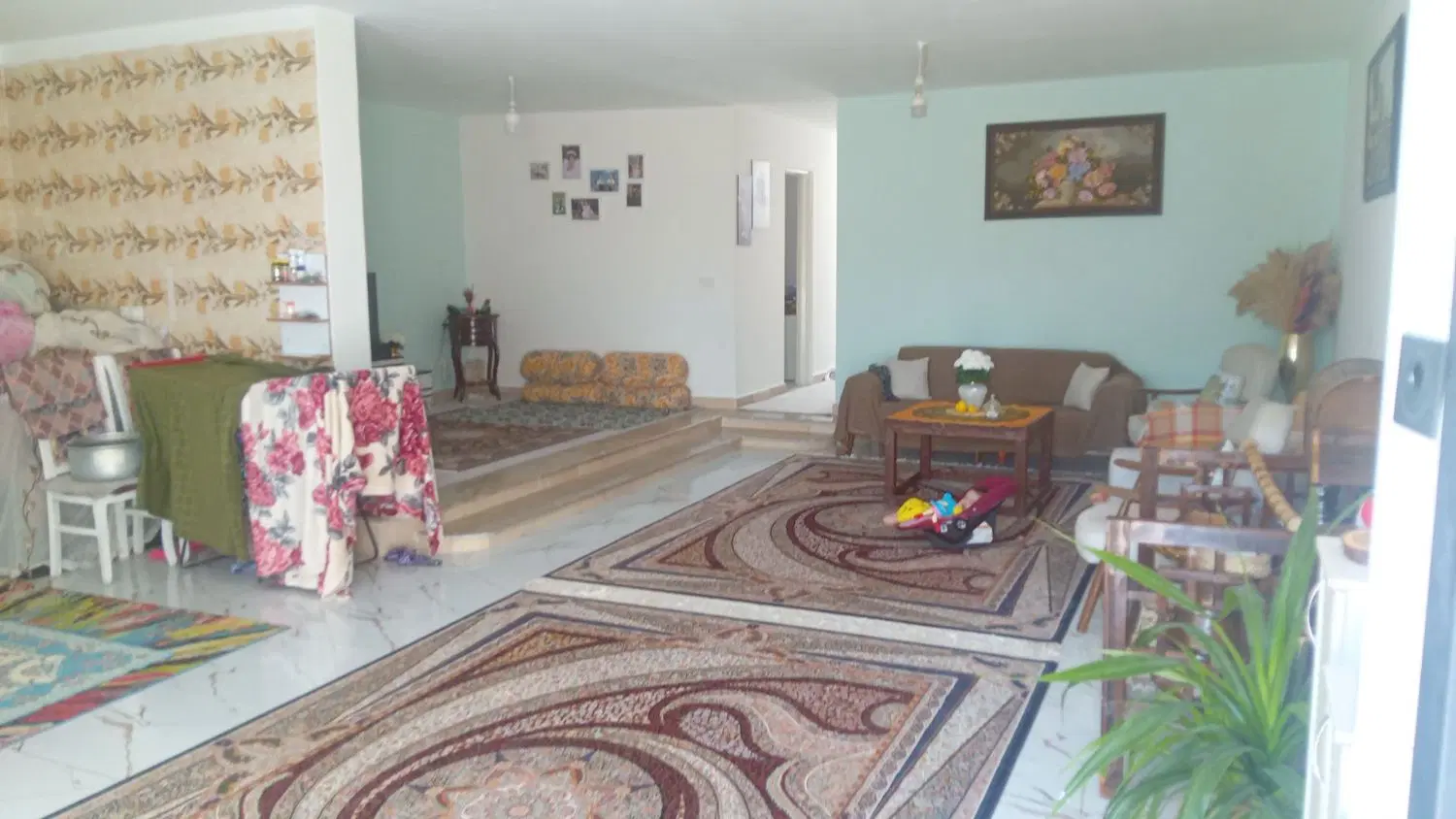 خانه نوساز ویلایی ۲۰۰ متردر خیابان قائم