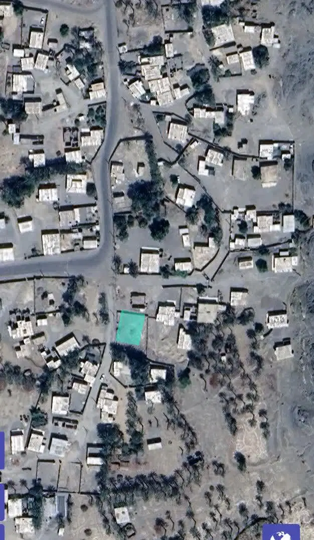زمین مسکونی دیوار کشی شده