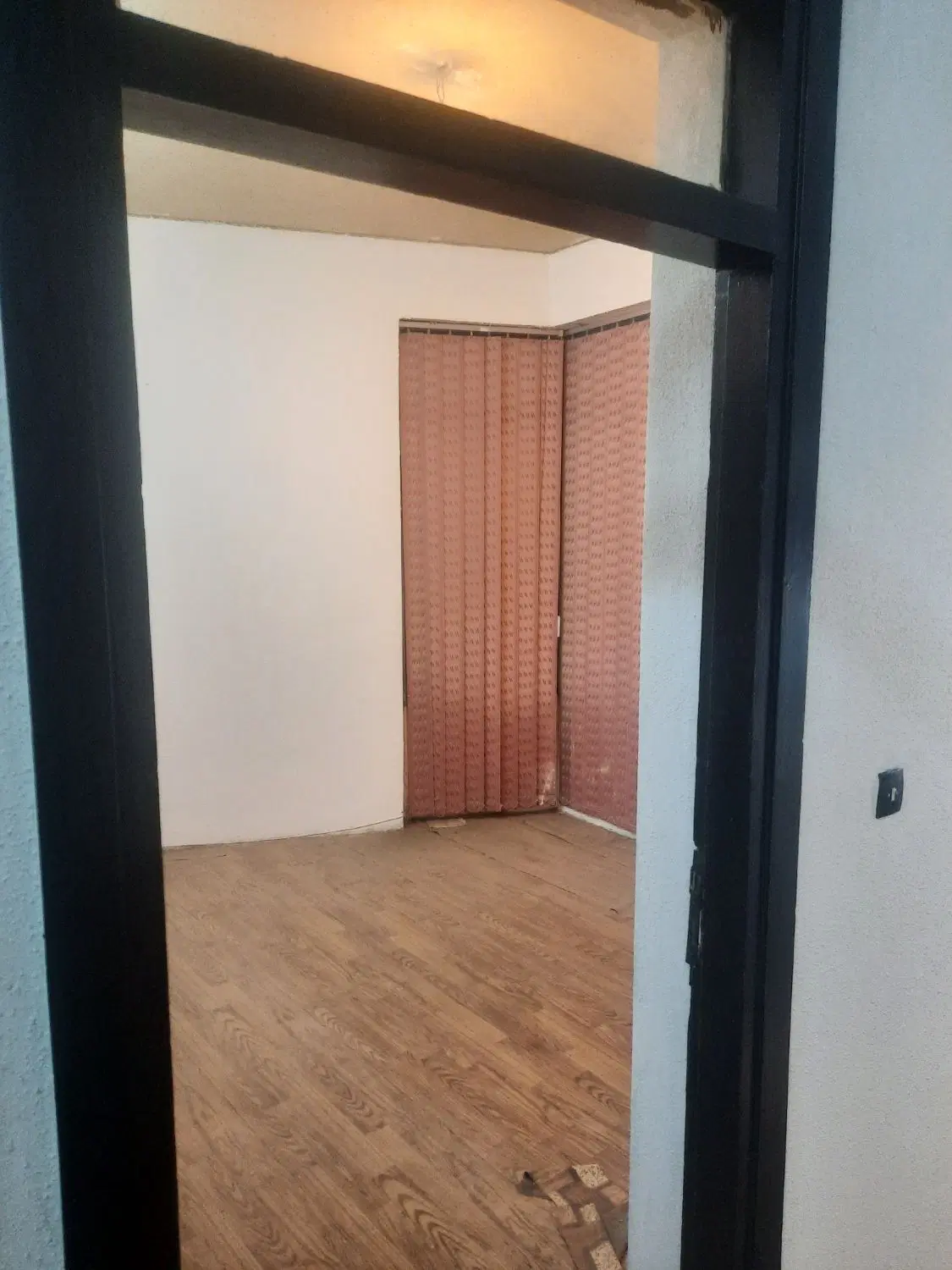 اجاره یک اتاق از یک واحد