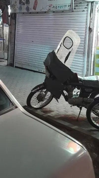 مغازه ۲۰ متری  تجاری دائم